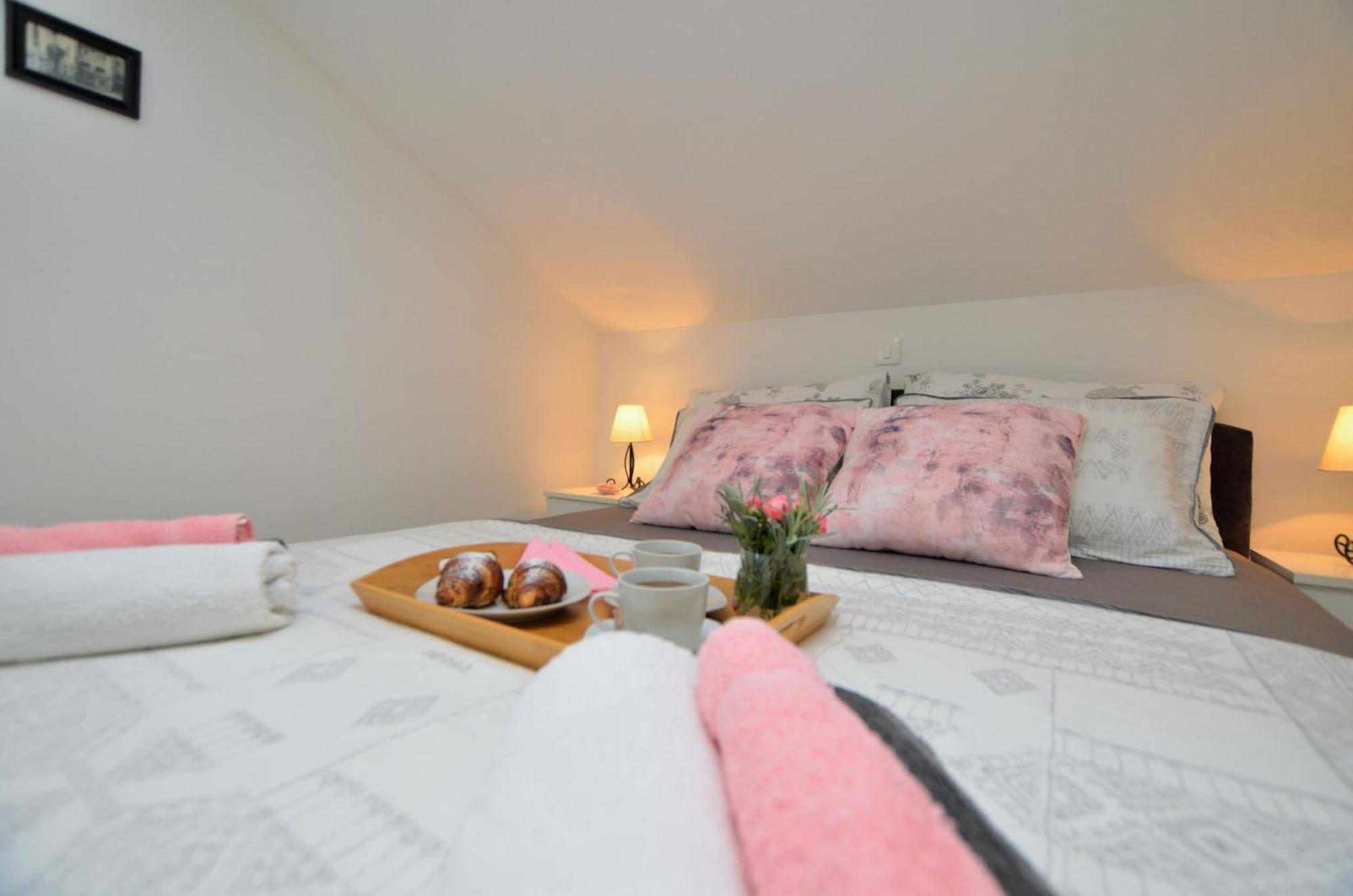 Apartments Viktoria Lovran Luaran gambar