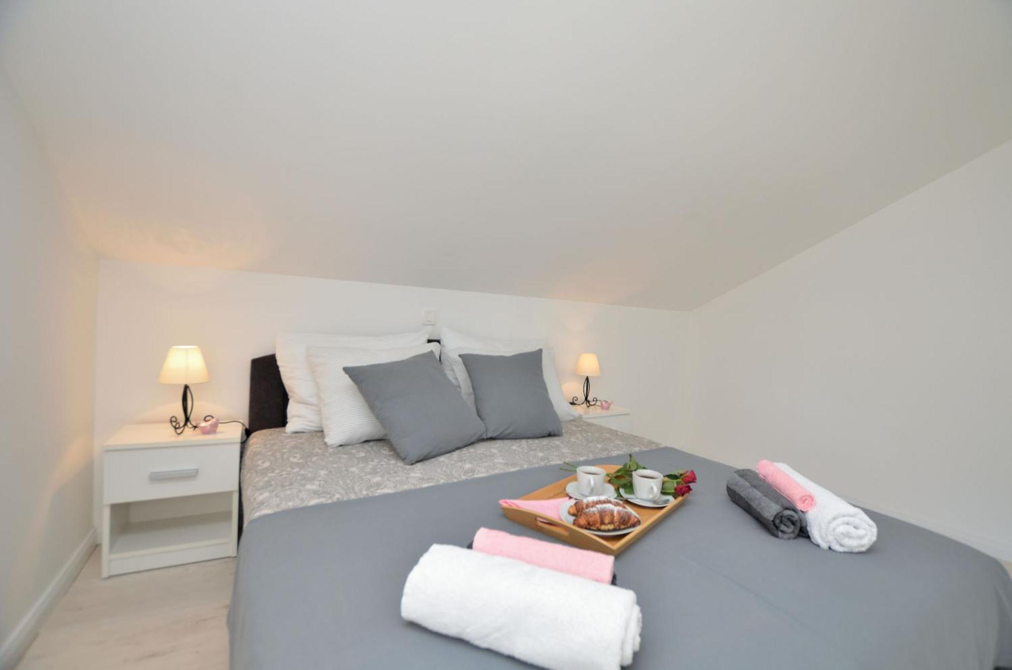 Apartments Viktoria Lovran Luaran gambar