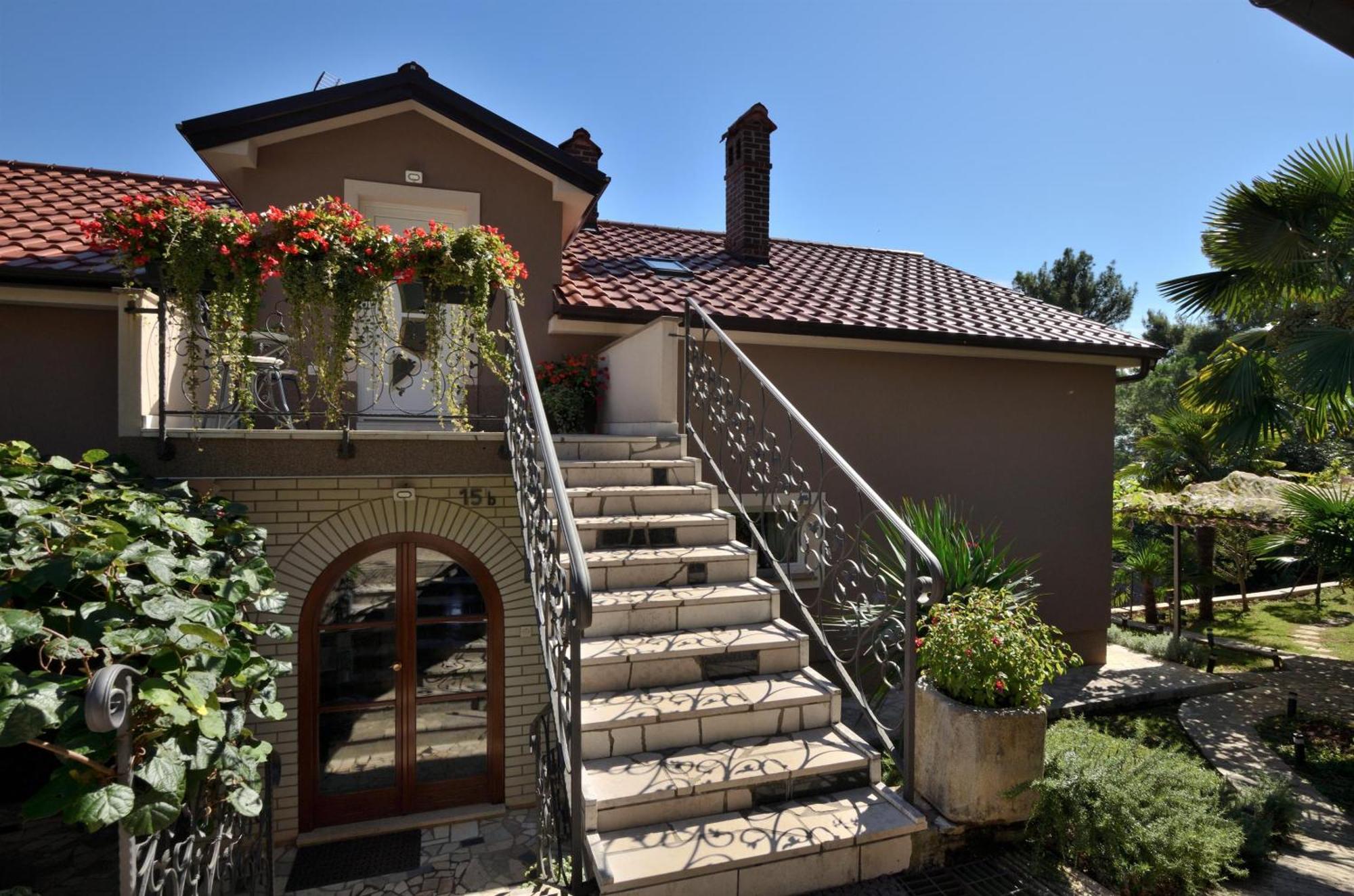 Apartments Viktoria Lovran Luaran gambar