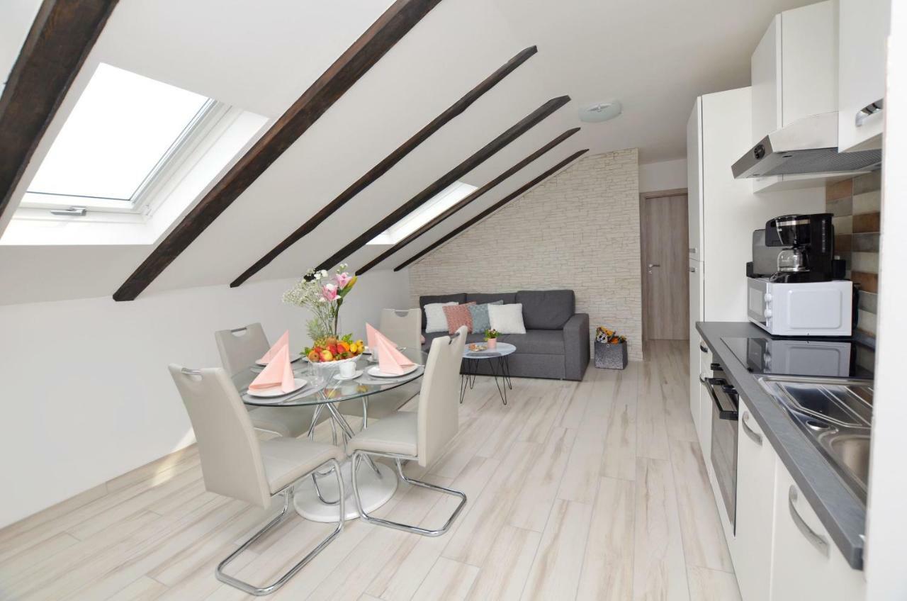 Apartments Viktoria Lovran Luaran gambar